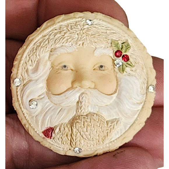Enesco Heart Of Christmas Santa  Pin Brooch - Picture 2 of 3